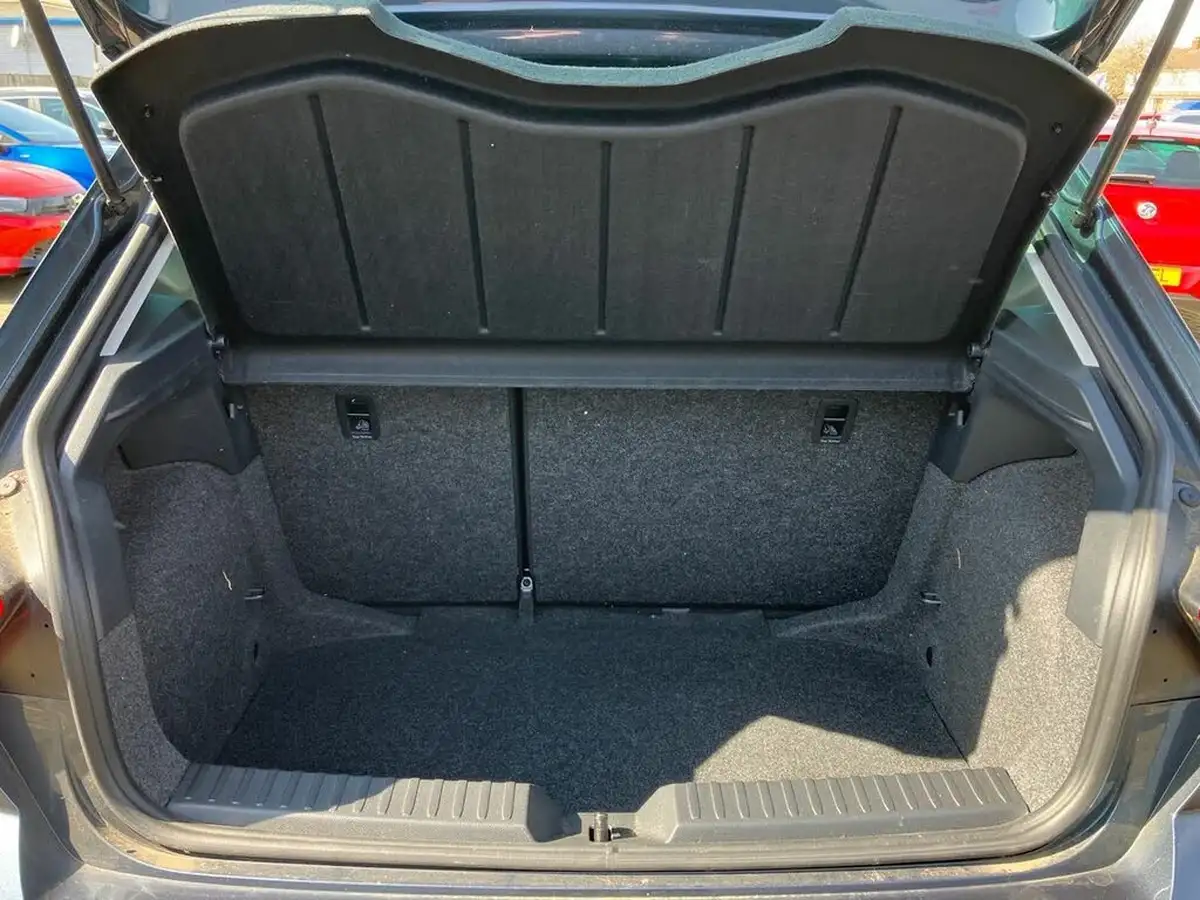2023-seat-ibiza-10-tsi-se-edition-big-19