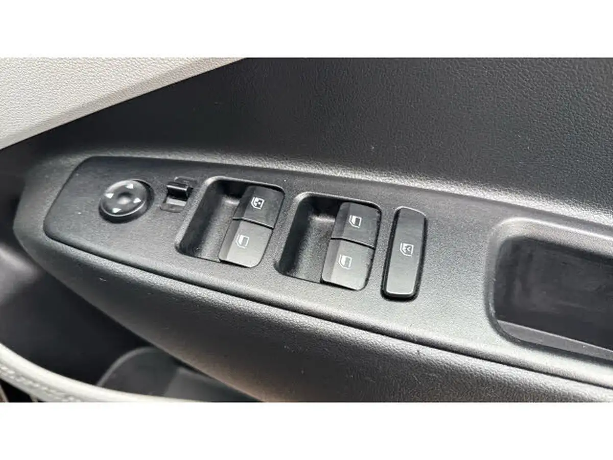2020-hyundai-i10-10-premium-auto-big-21