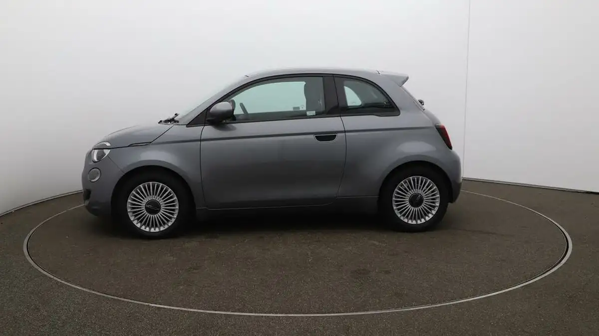 2022-fiat-500-e-icon-117bhp-big-4
