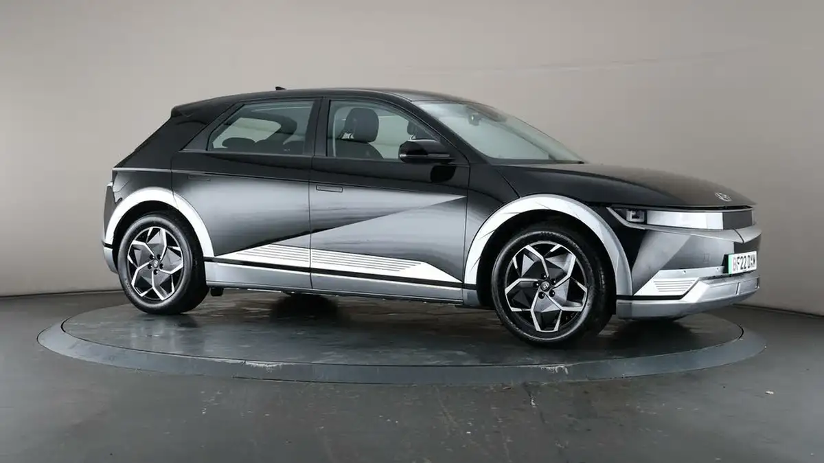 2022-hyundai-ioniq-5-e-premium-170ps-58kwh-rwd-big-45