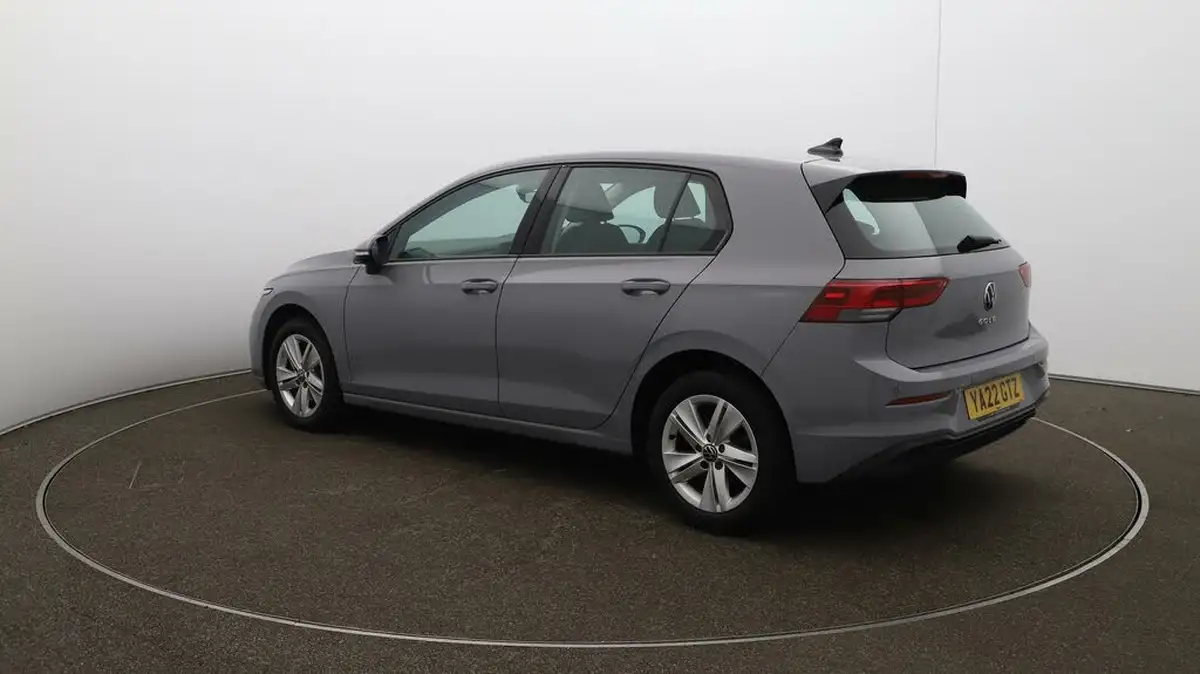 2022-volkswagen-golf-20tdi-life-hatchback-big-54