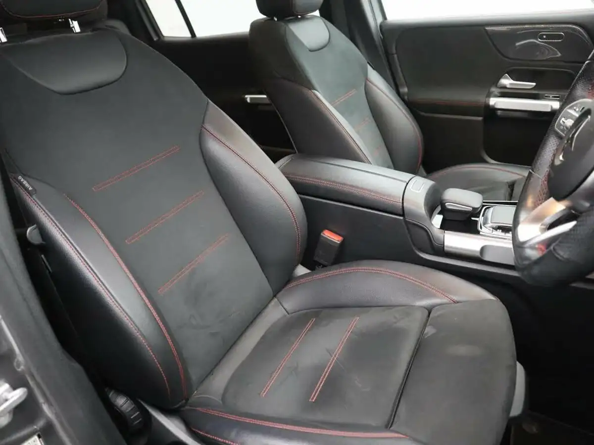 2020-mercedes-benz-glb-class-13-glb200-amg-line-premium-big-8