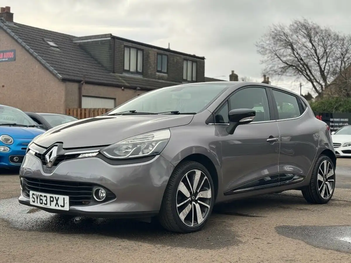 2013-renault-clio-15dci-dynamique-s-medianav-edc-auto-big-2