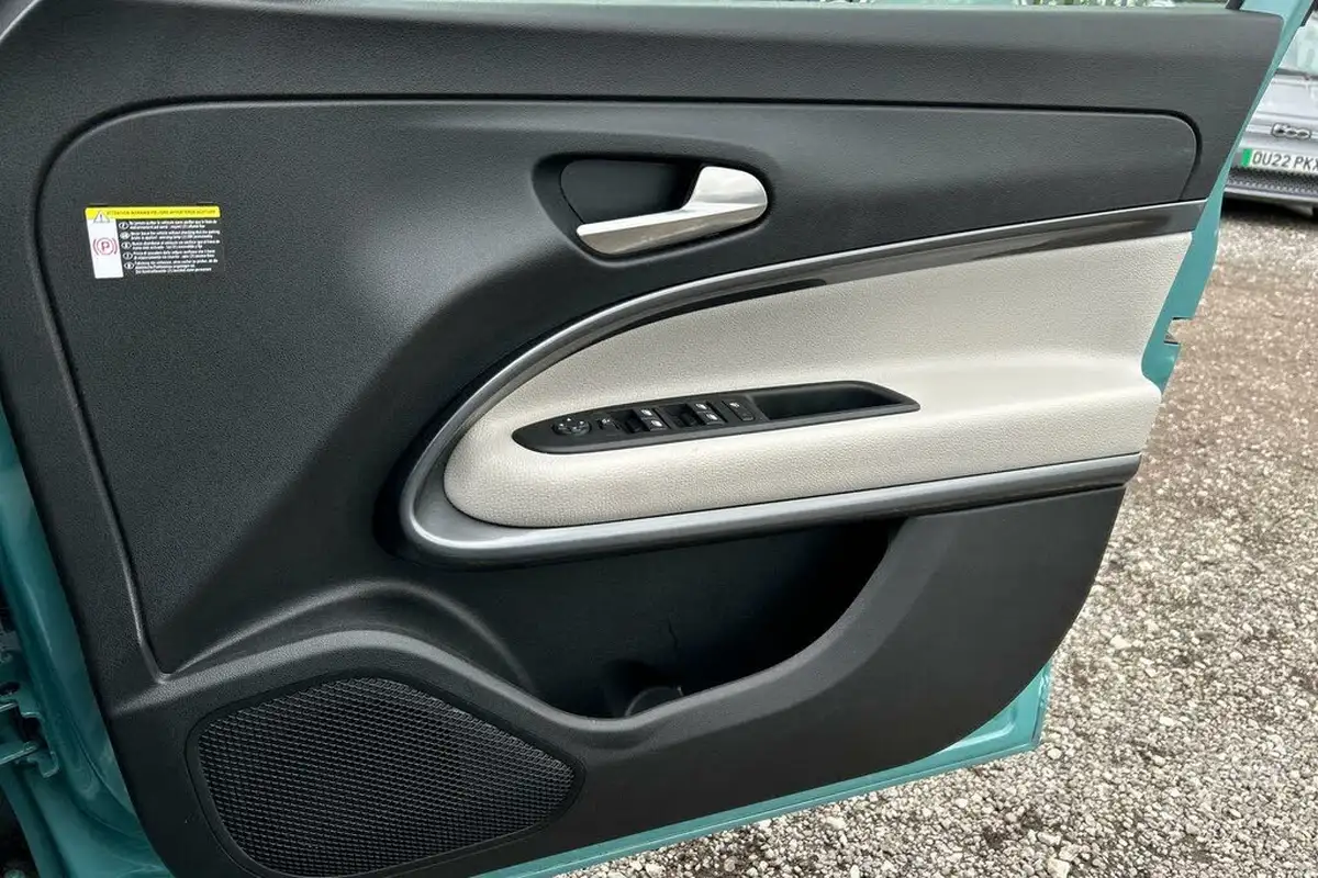 2024-fiat-600e-e-la-prima-big-27