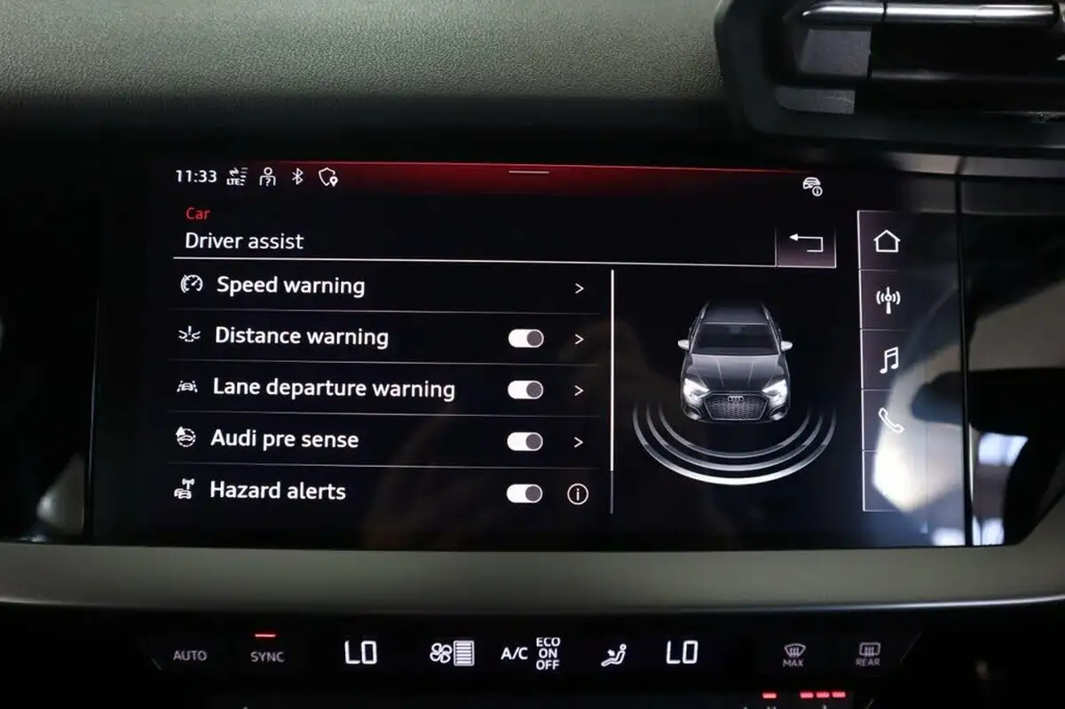 2022-audi-s3-20-tfsi-sportback-5d-big-42