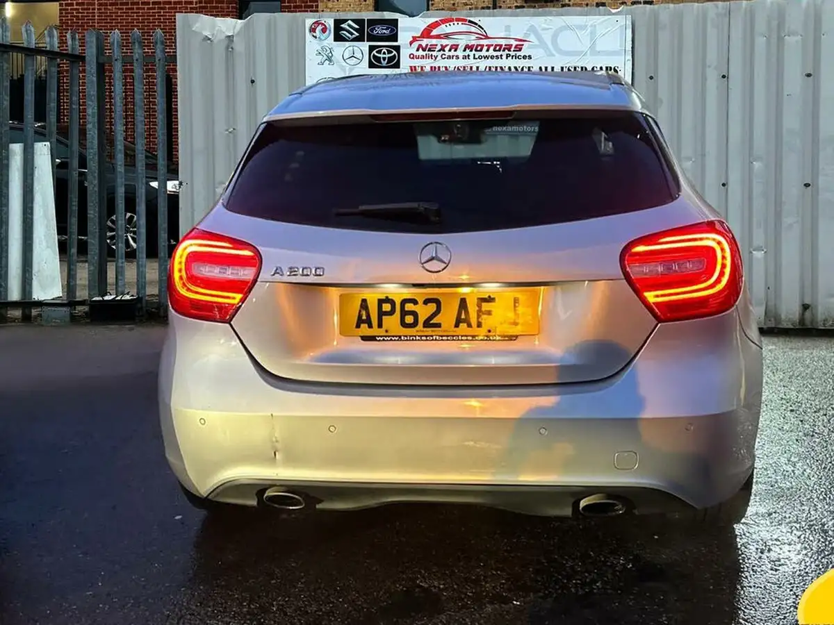 2013-mercedes-benz-a-class-16-a200-sport-156bhp-7g-dct-big-49