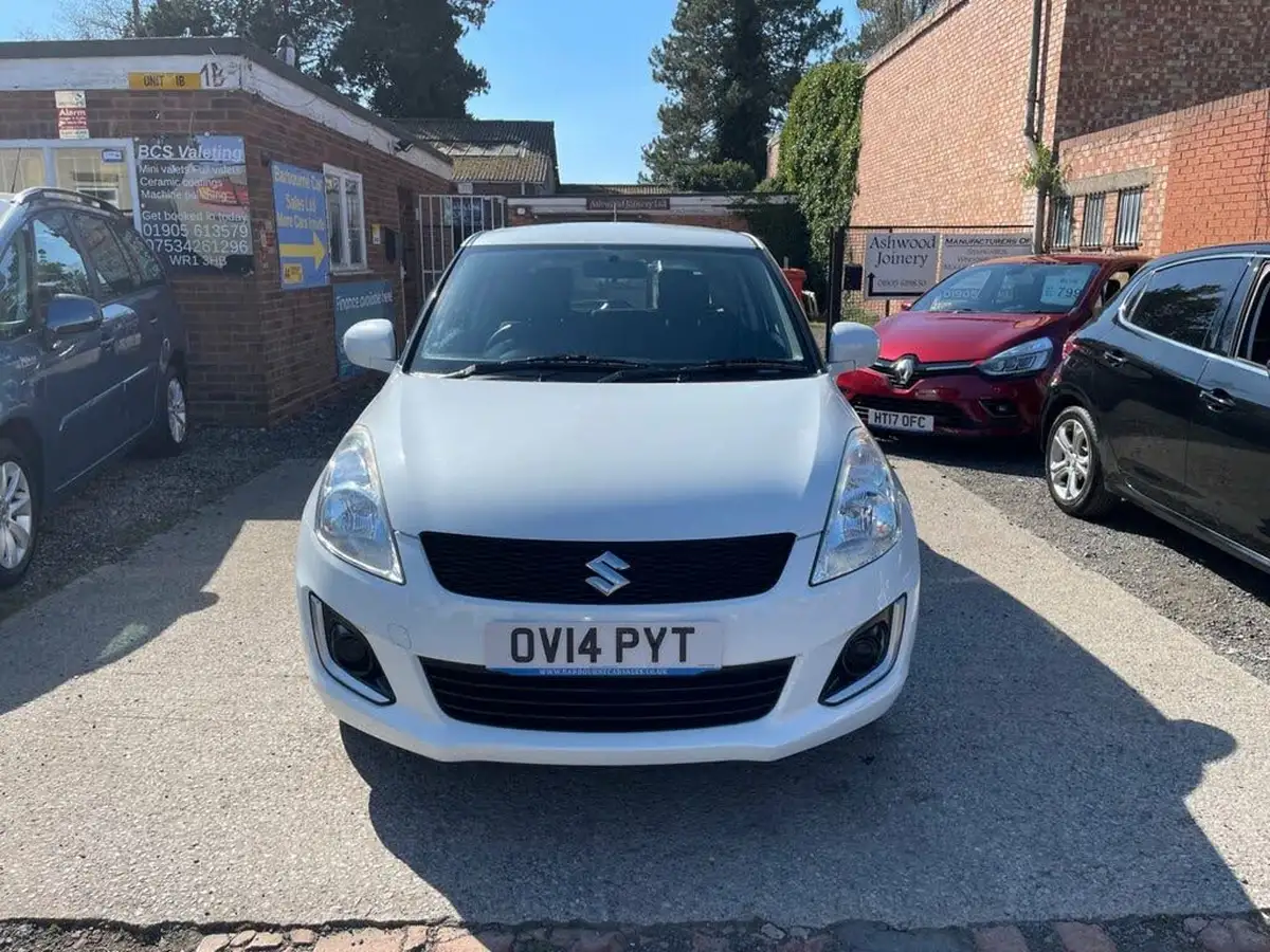 2014-suzuki-swift-12-sz2-93bhp-3d-big-37