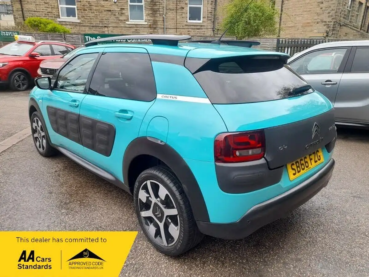 2016-citroen-c4-cactus-12-puretech-flair-edition-82ps-big-4