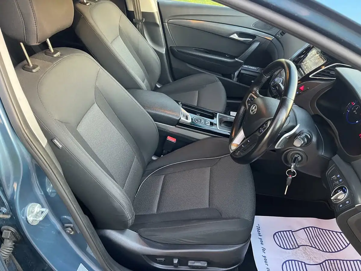 2014-hyundai-i40-17td-style-136ps-estate-5d-auto-big-17