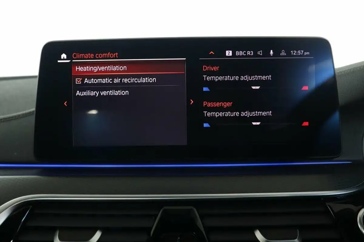 2021-bmw-5-series-20td-520d-m-sport-mht-saloon-4d-big-63