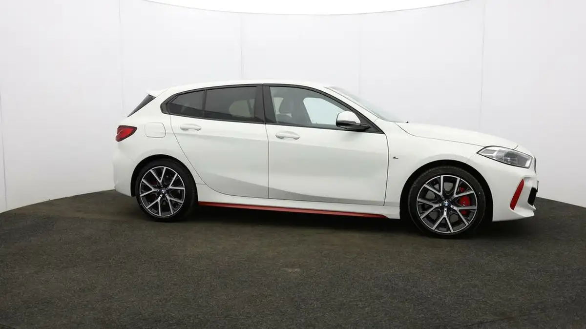 2024-bmw-1-series-20-128ti-lcp-big-42