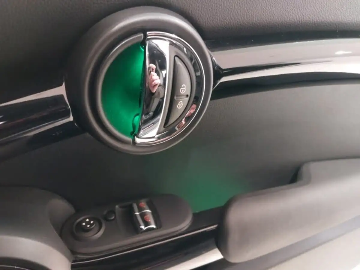 2019-mini-cooper-20-john-cooper-works-comfortnav-hatchback-3d-auto-big-18
