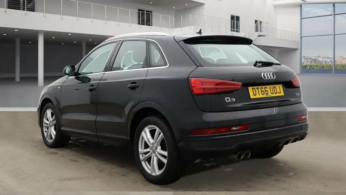 2017-audi-q3-20-tdi-s-line-edition-big-4