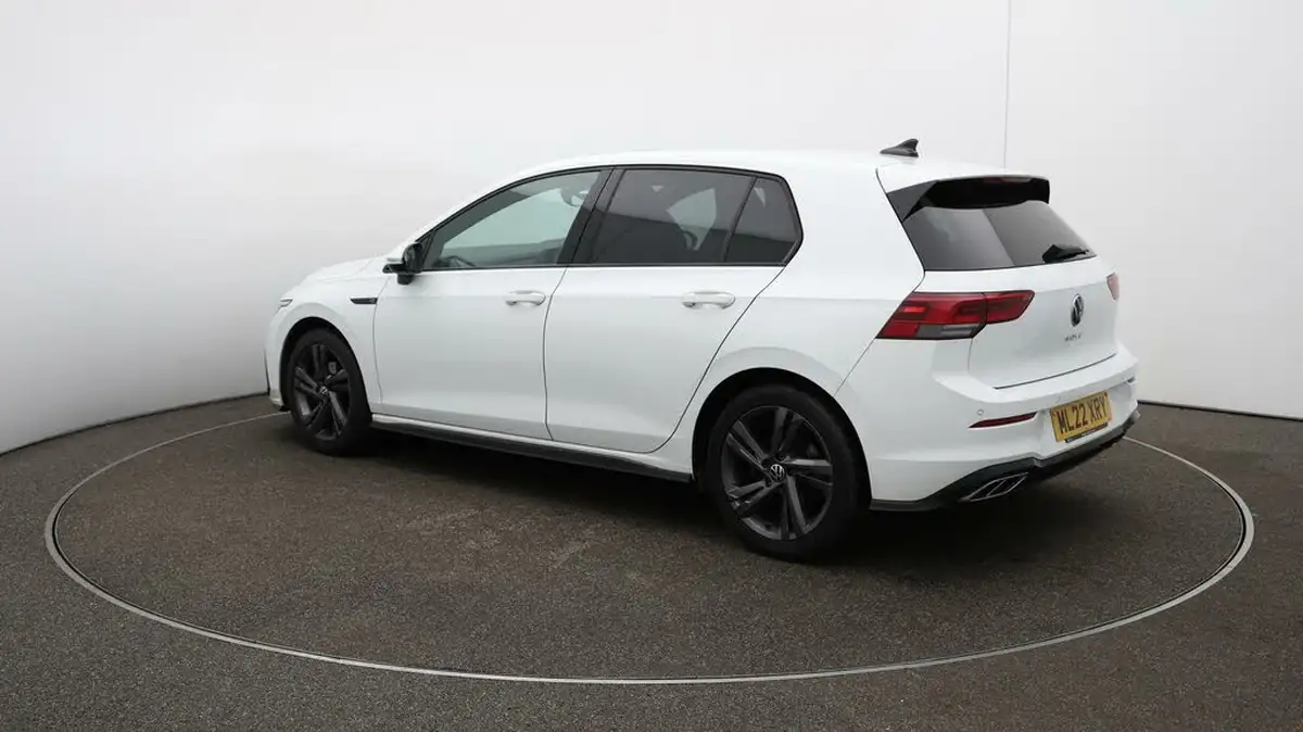 2022-volkswagen-golf-15-tsi-r-line-150ps-hatchback-big-56