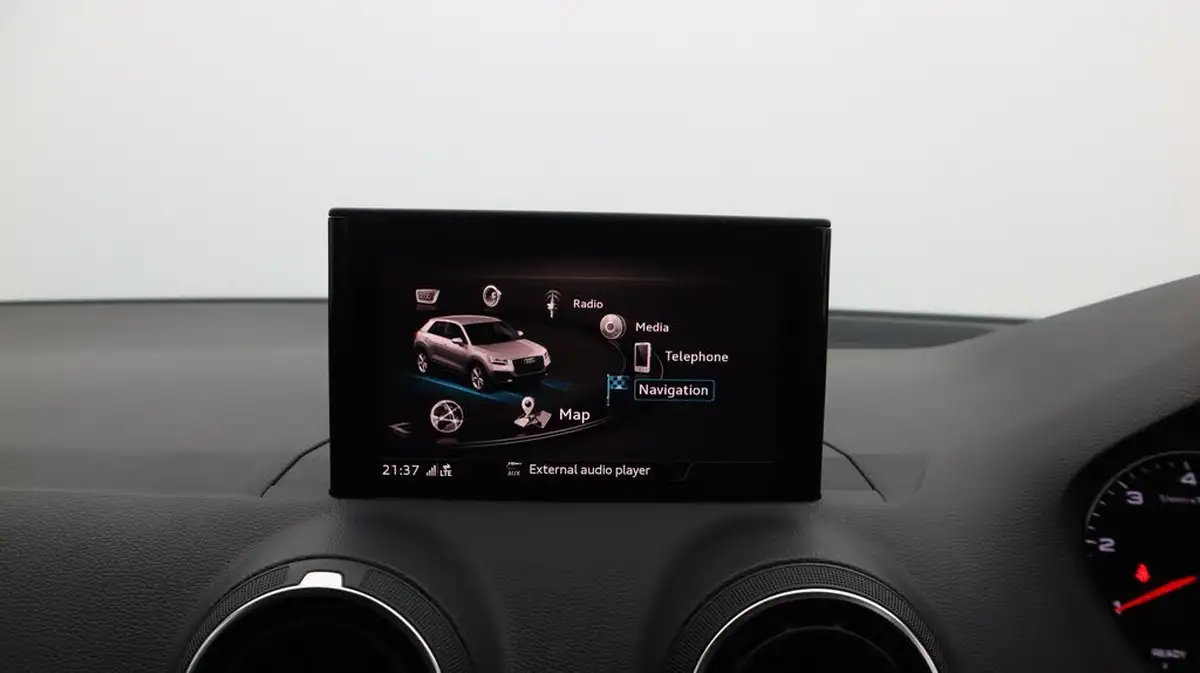 2020-audi-q2-16-30-tdi-s-line-tronic-big-11