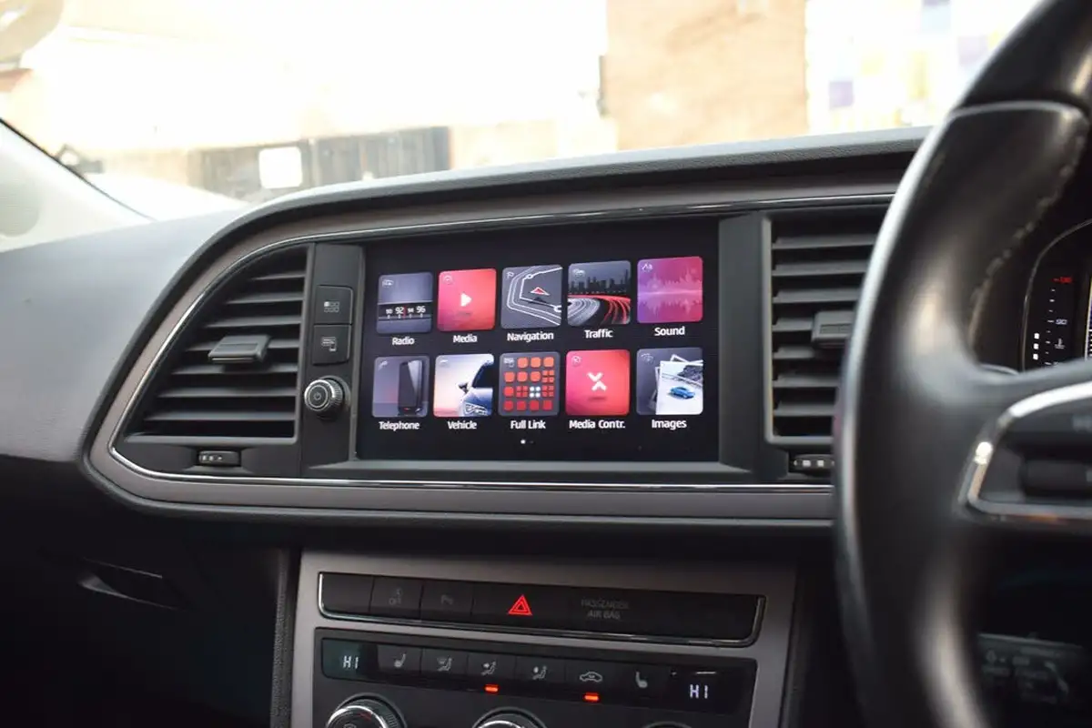 2019-seat-leon-20tdi-xcellence-lux-estate-dsg-big-15