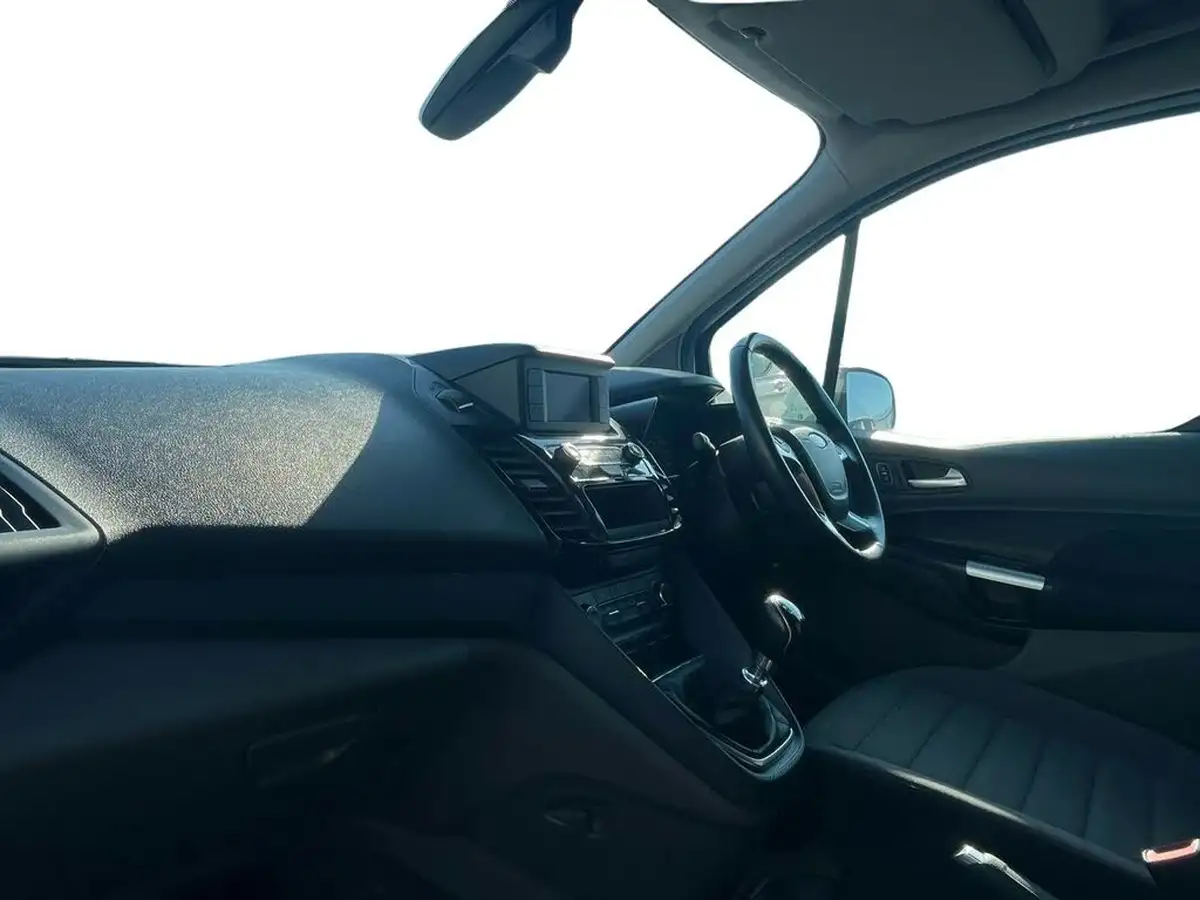 2022-ford-transit-connect-big-12