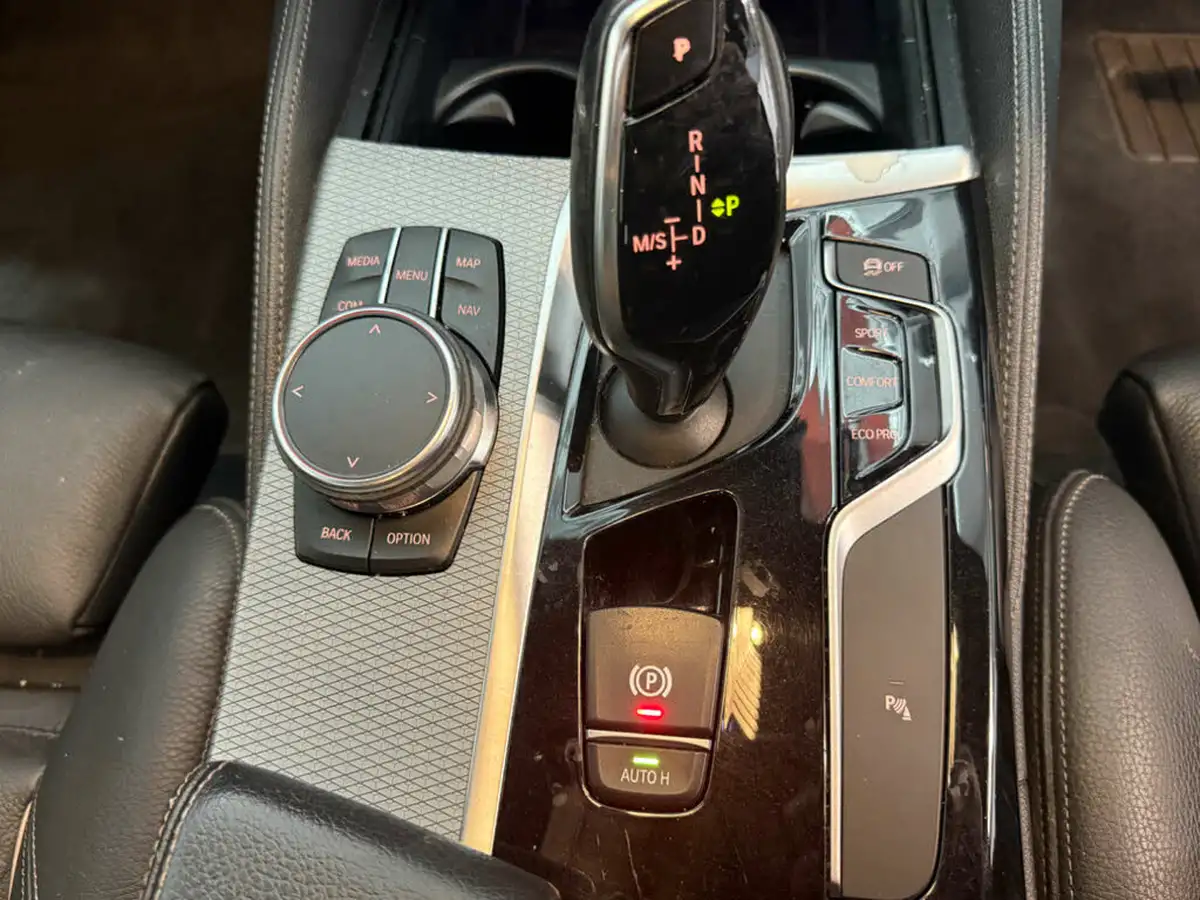2018-bmw-5-series-20-520i-m-sport-ss-saloon-4d-big-13