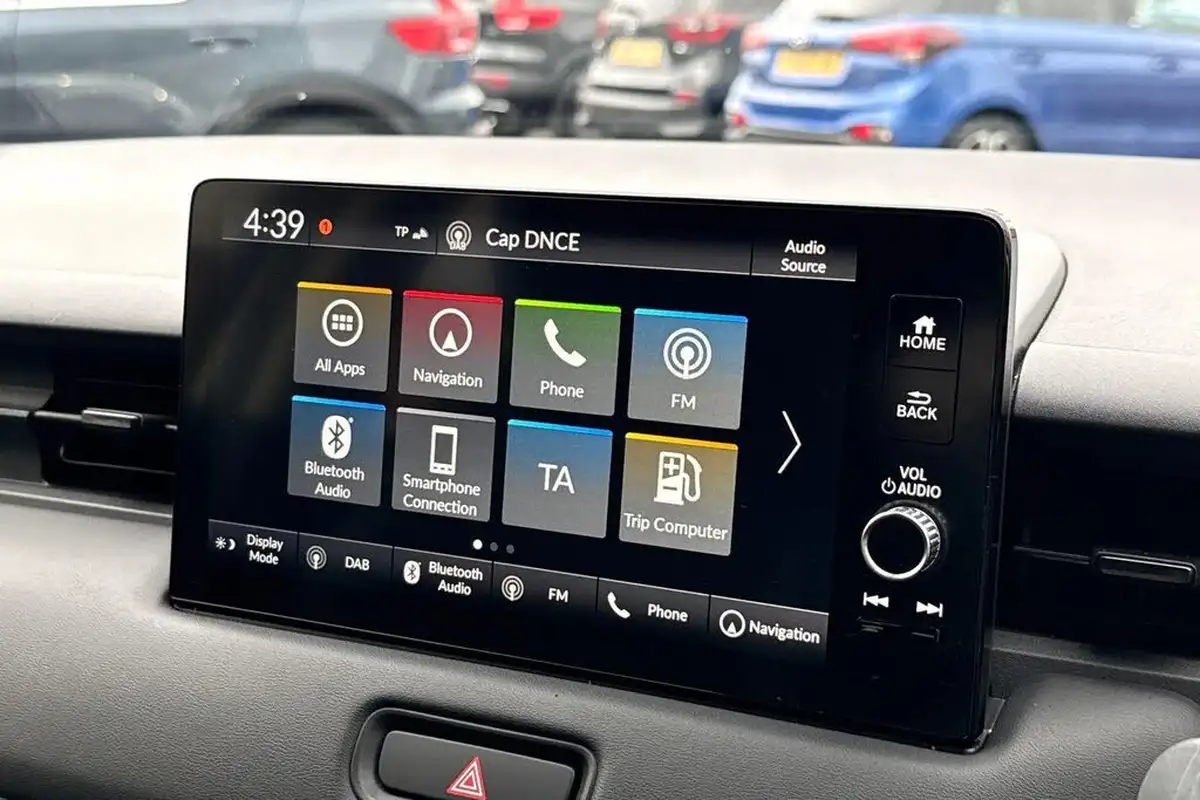 2022-honda-hr-v-15-i-mmd-advance-big-12