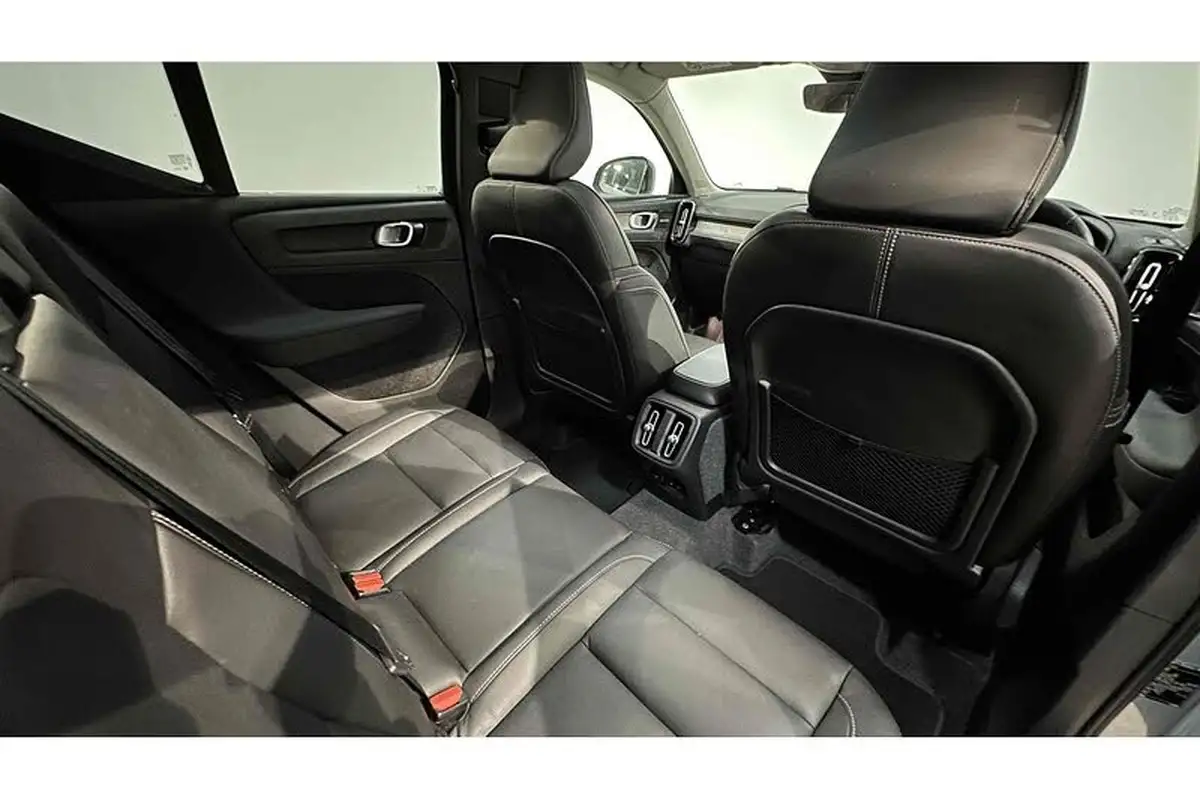 2023-volvo-xc40-20-b4-ultimate-big-20