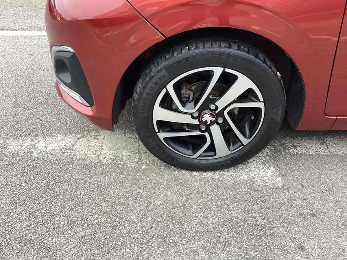 2020-peugeot-108-10-collection-ss-hatchback-big-23