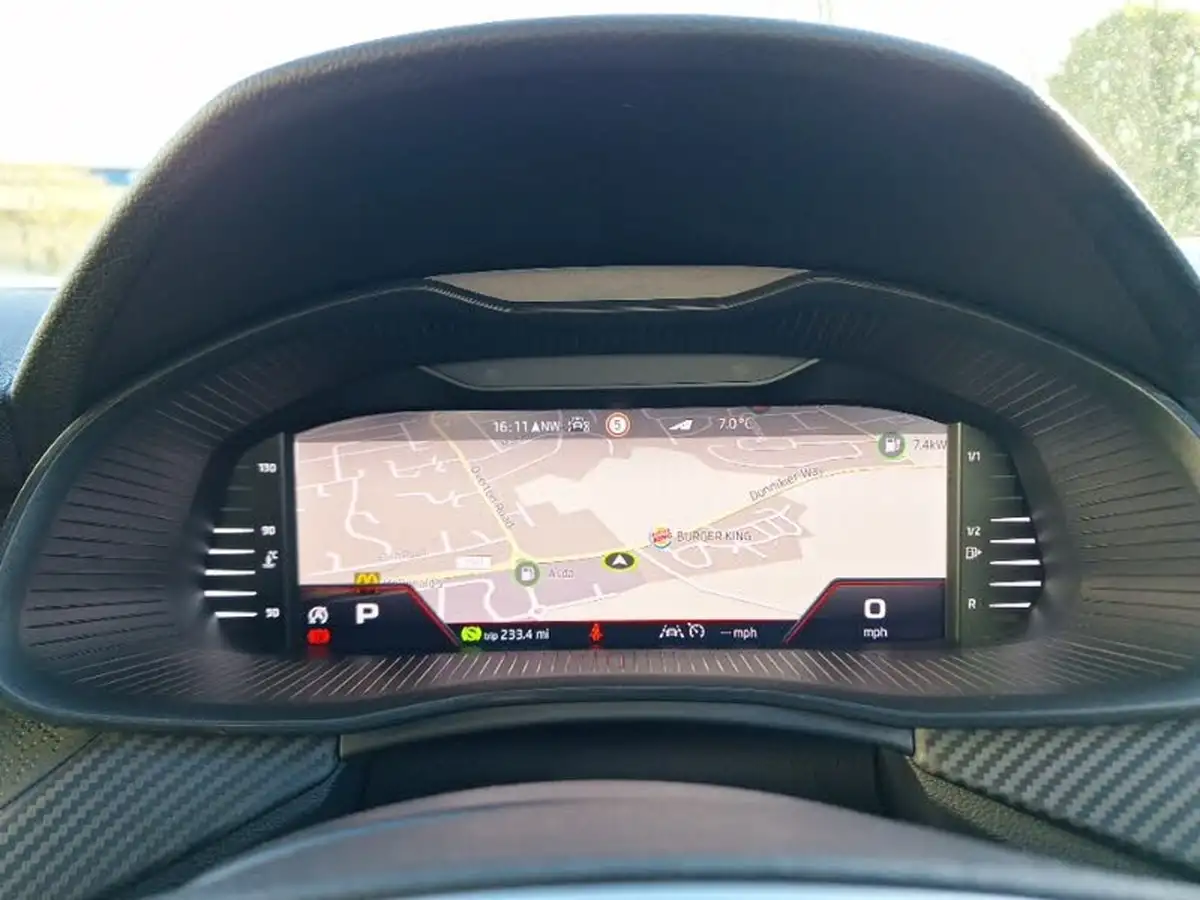 2024-skoda-kamiq-10-tsi-monte-carlo-116ps-dsg-big-16