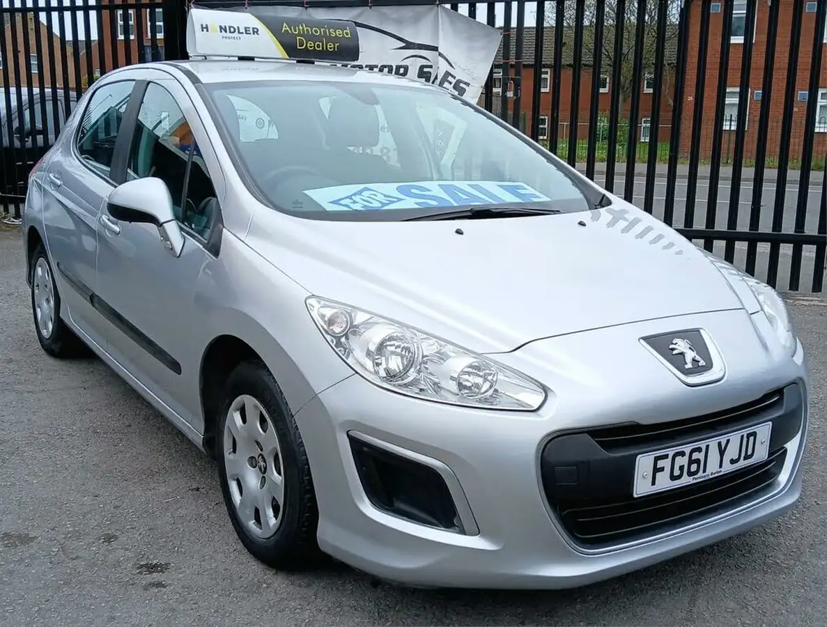 2011-peugeot-308-16td-access-16hdi-92bhp-fap-big-0