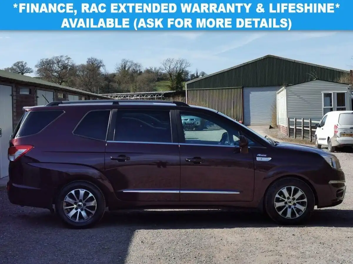 2017-kgm-ssangyong-turismo-22td-elx-big-2