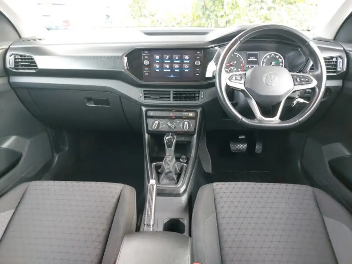 2021-volkswagen-t-cross-big-2