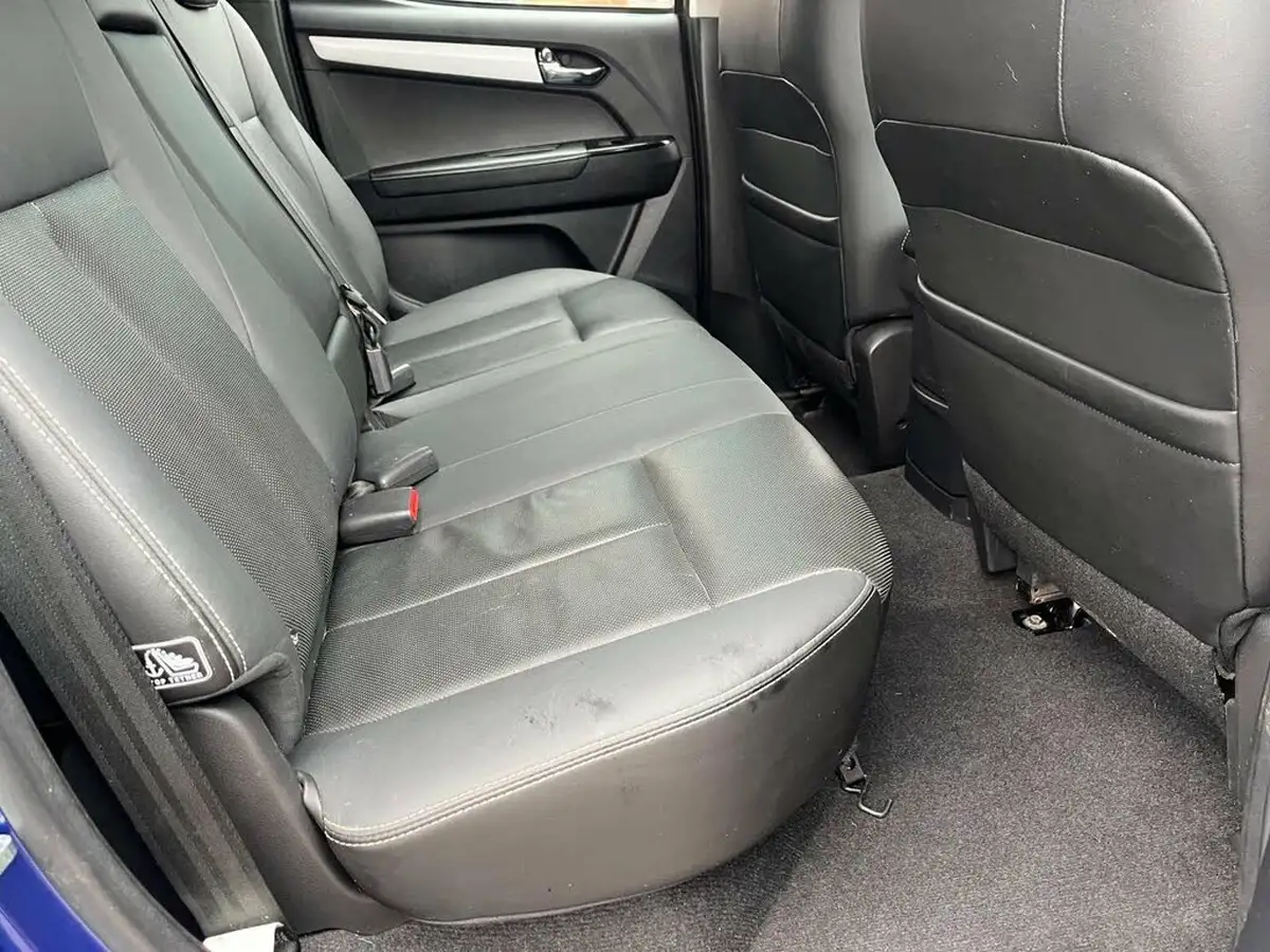 2019-isuzu-d-max-19td-utah-auto-big-11