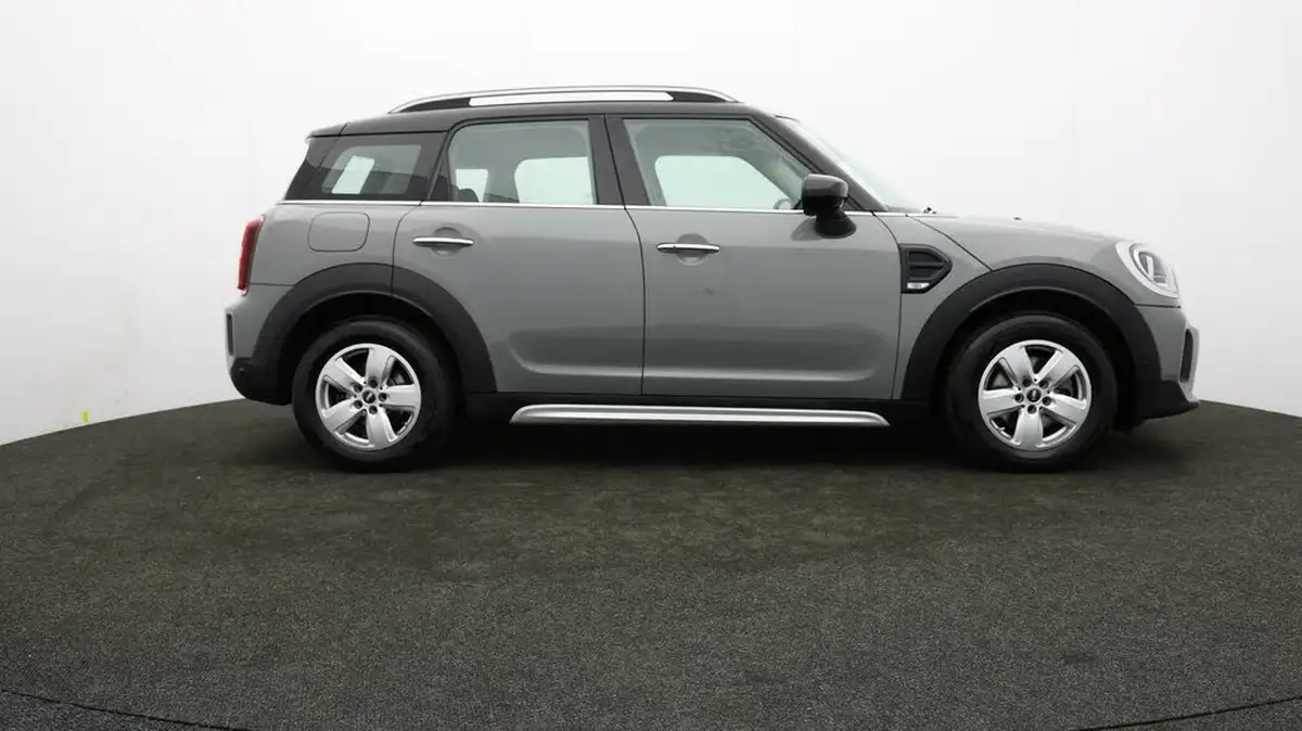 2021-mini-countryman-15-cooper-classic-big-31