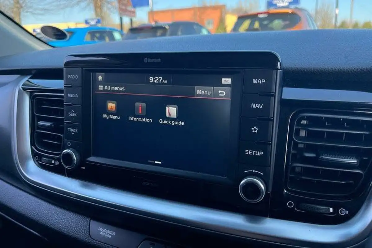 2019-kia-stonic-10-t-gdi-4-big-28