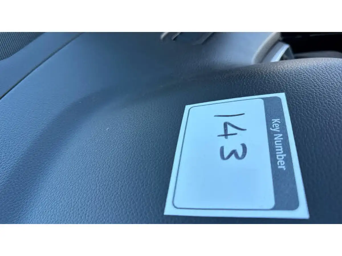 2020-nissan-qashqai-13-dig-t-acenta-premium-140ps-big-23