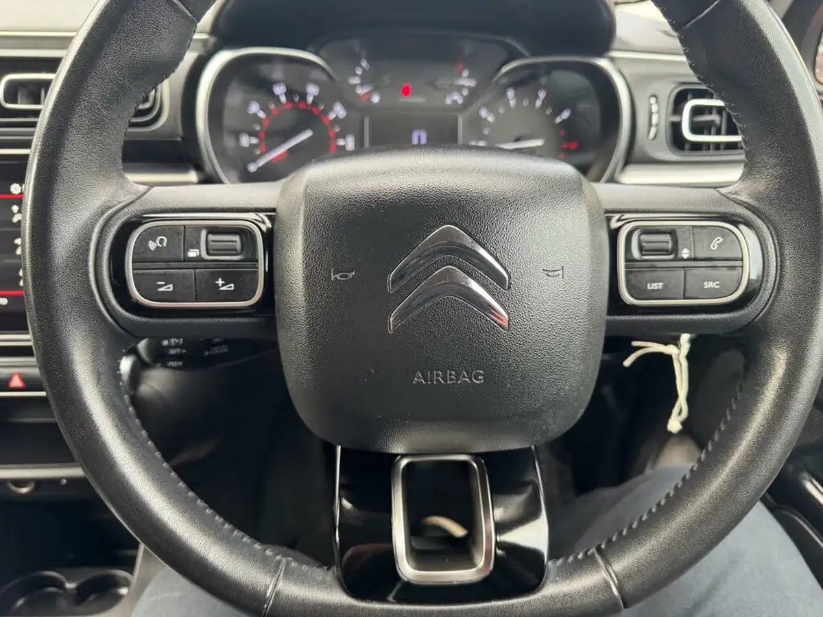 2017-citroen-c3-12-puretech-flair-82ps-big-37