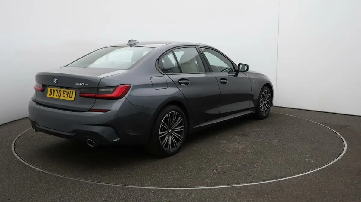 2020-bmw-3-series-20-330e-m-sport-saloon-4d-big-7