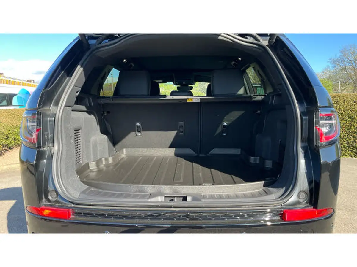 2024-land-rover-discovery-sport-20-d200-dynamic-se-big-9