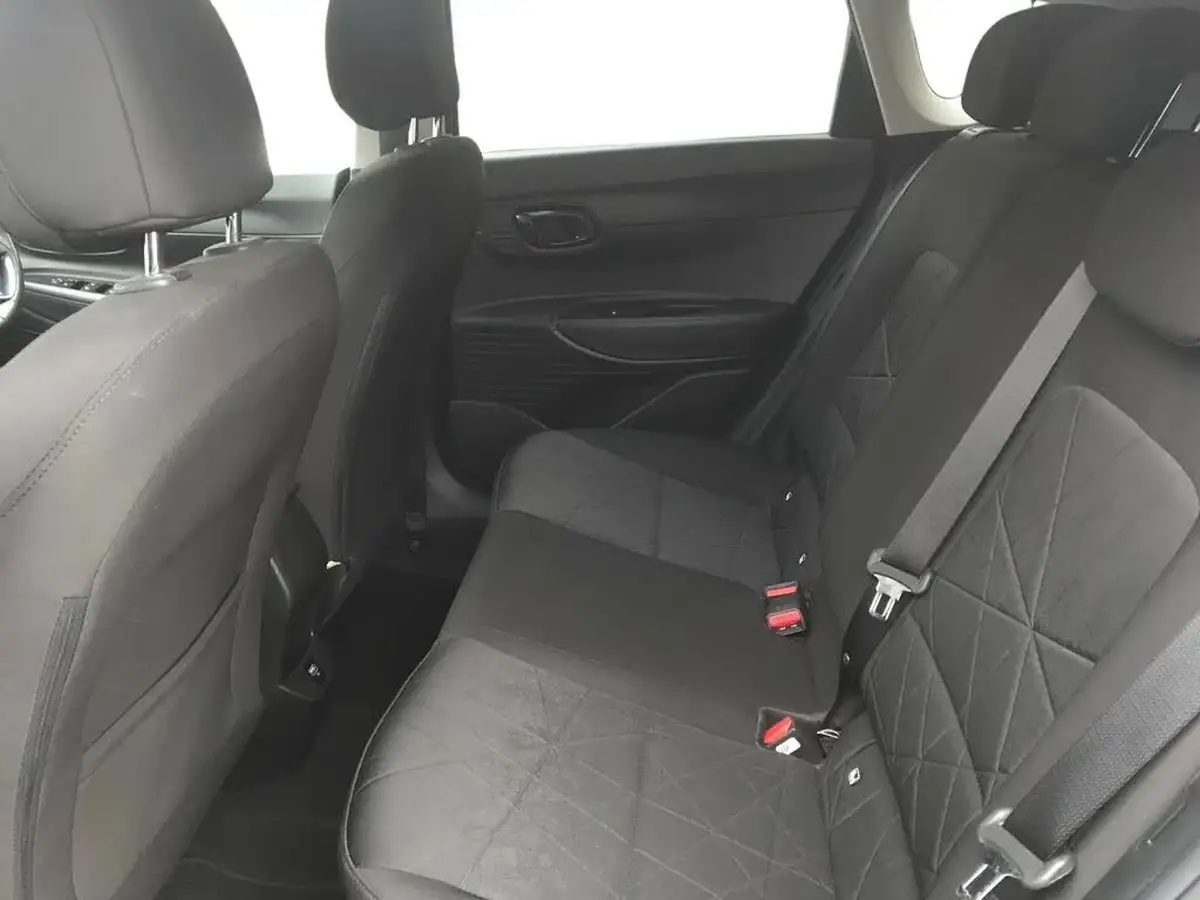 2022-hyundai-bayon-10-t-gdi-premium-120ps-big-10