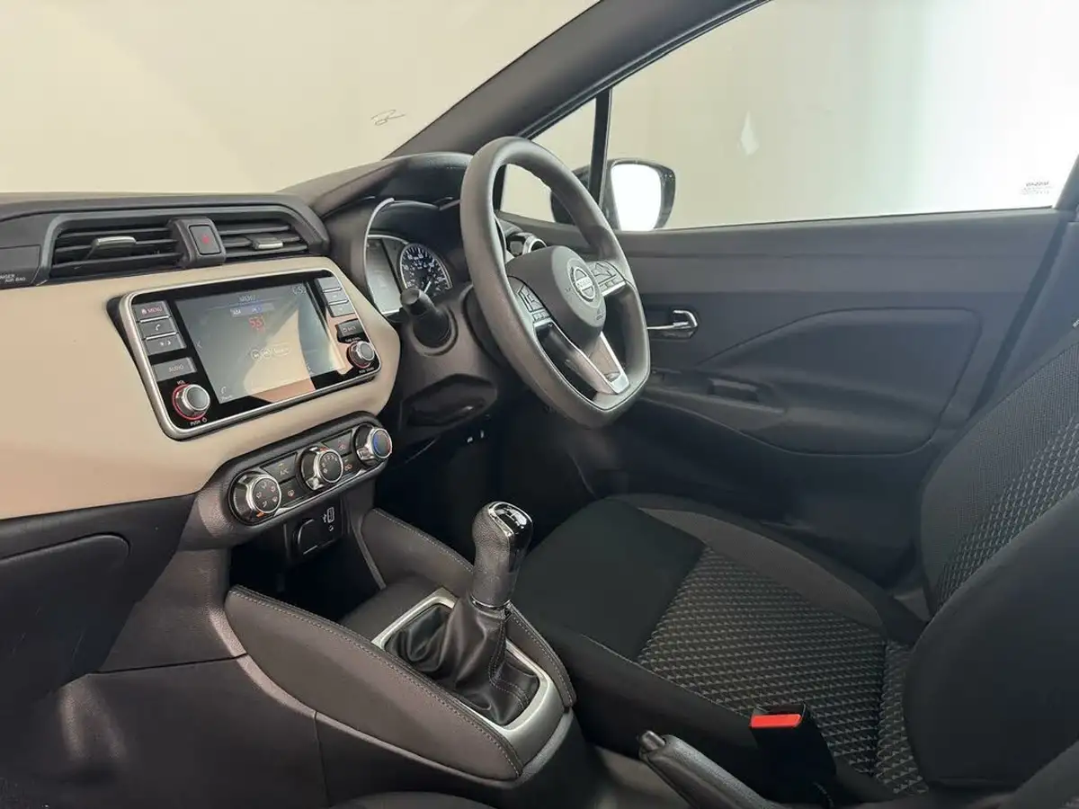 2021-nissan-micra-10-ig-t-acenta-big-12