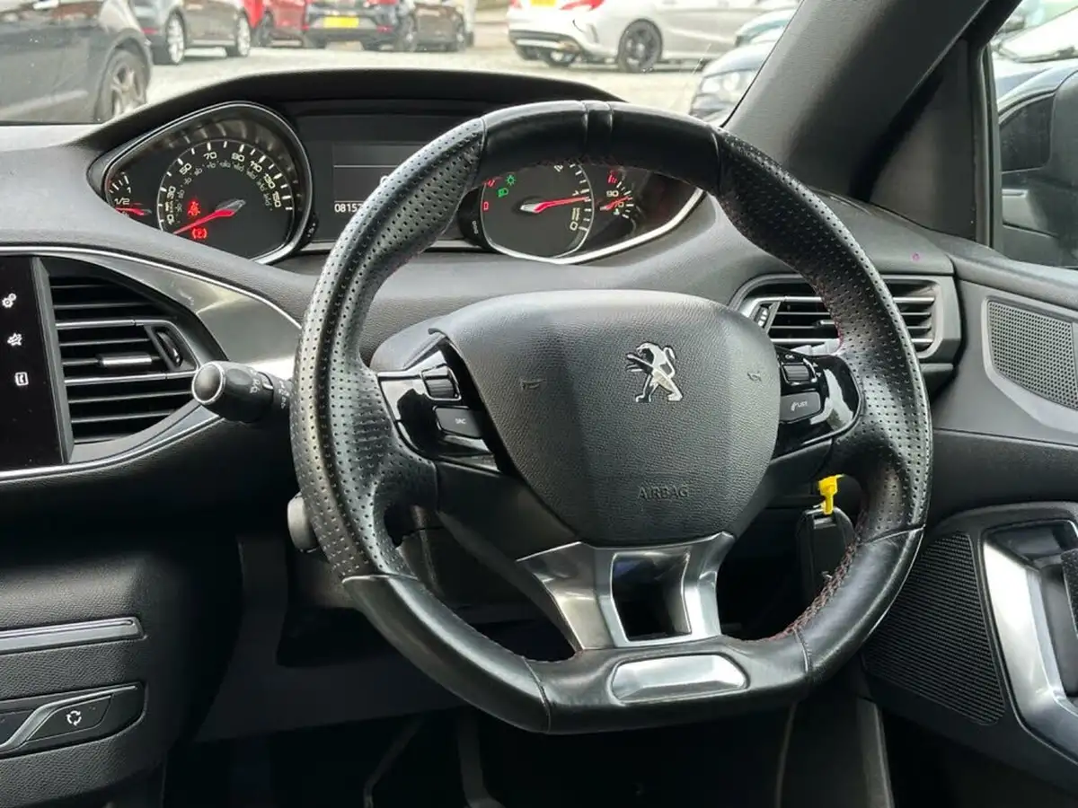 2016-peugeot-308-sw-20-bluehdi-gt-line-big-13