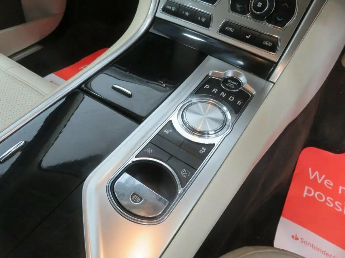 2014-jaguar-xf-30td-s-premium-luxury-saloon-4d-big-33