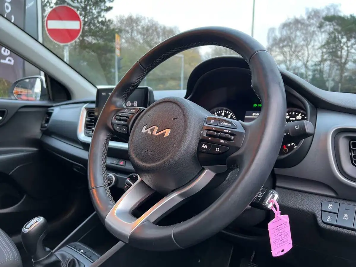 2022-kia-stonic-10-t-gdi-2-big-28