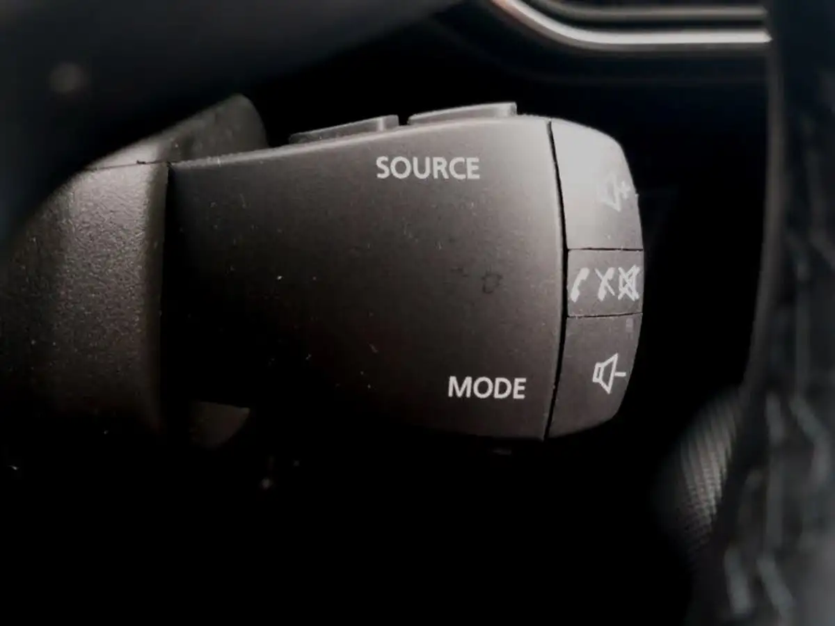 2022-dacia-sandero-stepway-10-tce-comfort-90bhp-big-17