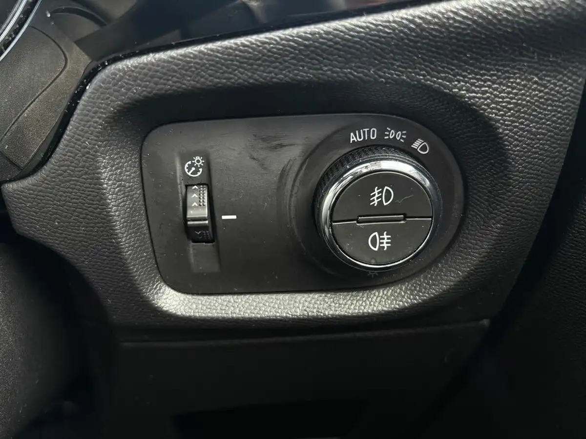 2022-vauxhall-corsa-12-turbo-ultimate-130ps-auto-big-32