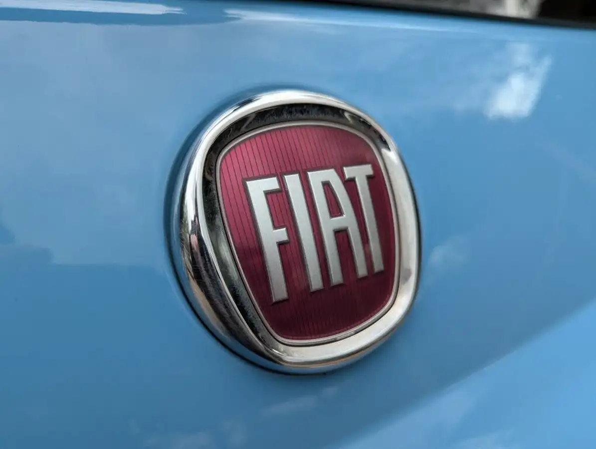 2013-fiat-500-12-colour-therapy-big-25