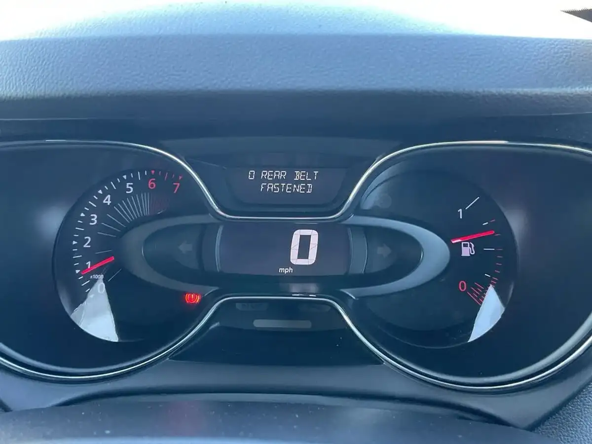 2016-renault-captur-09-dynamique-nav-big-10