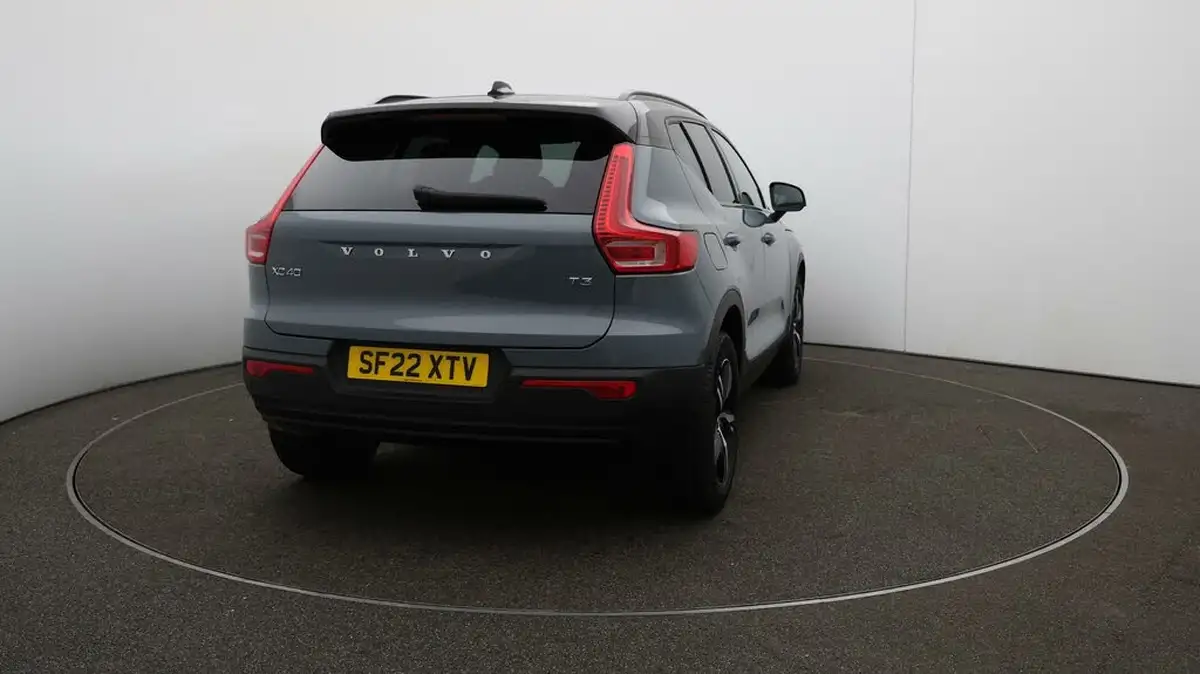 2022-volvo-xc40-15-t3-r-design-auto-big-48