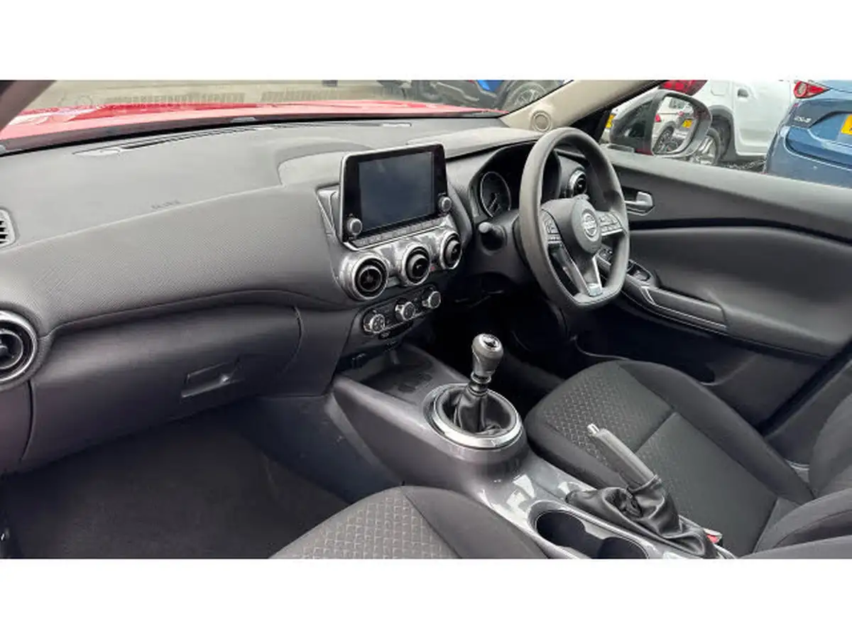 2021-nissan-juke-10-dig-t-acenta-big-8