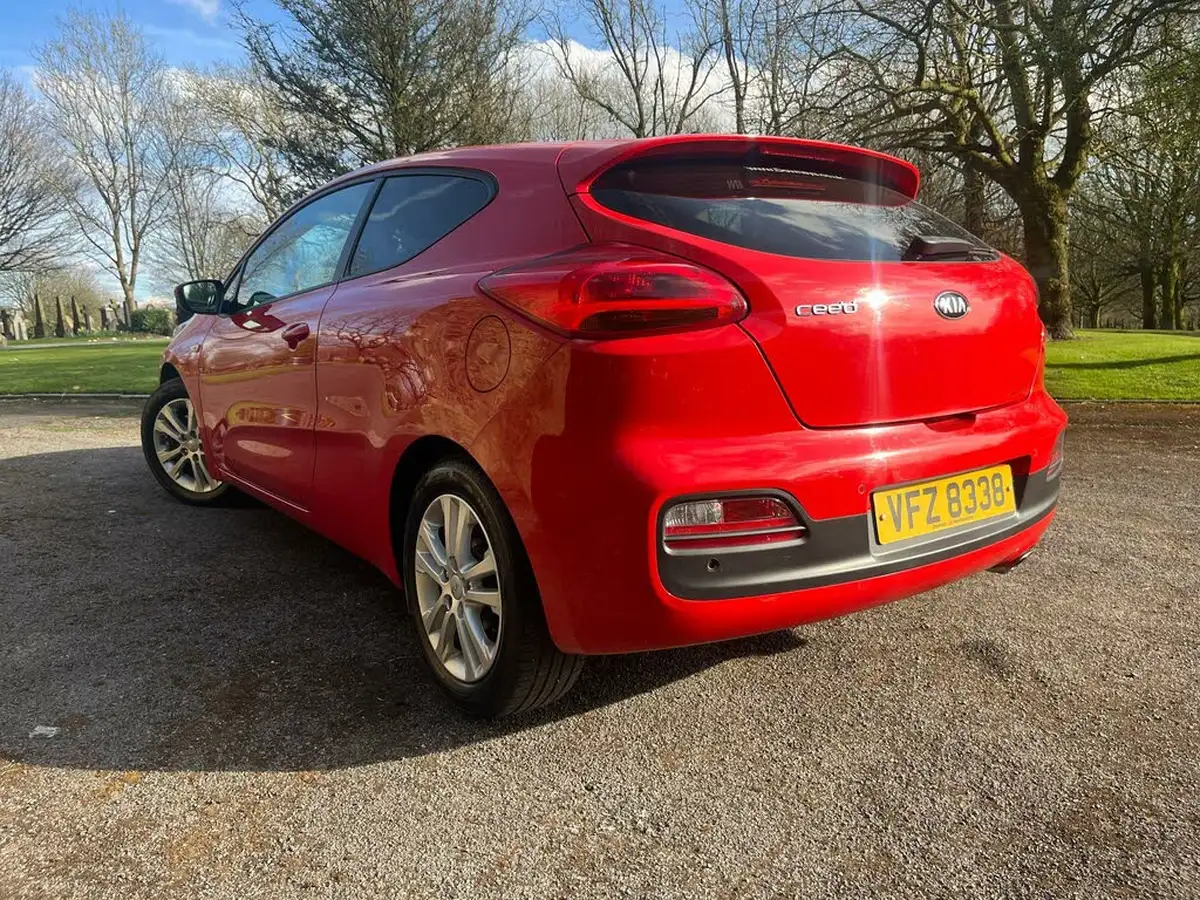 2015-kia-pro-ceed-14-sr7-gdi-1396cc-big-49