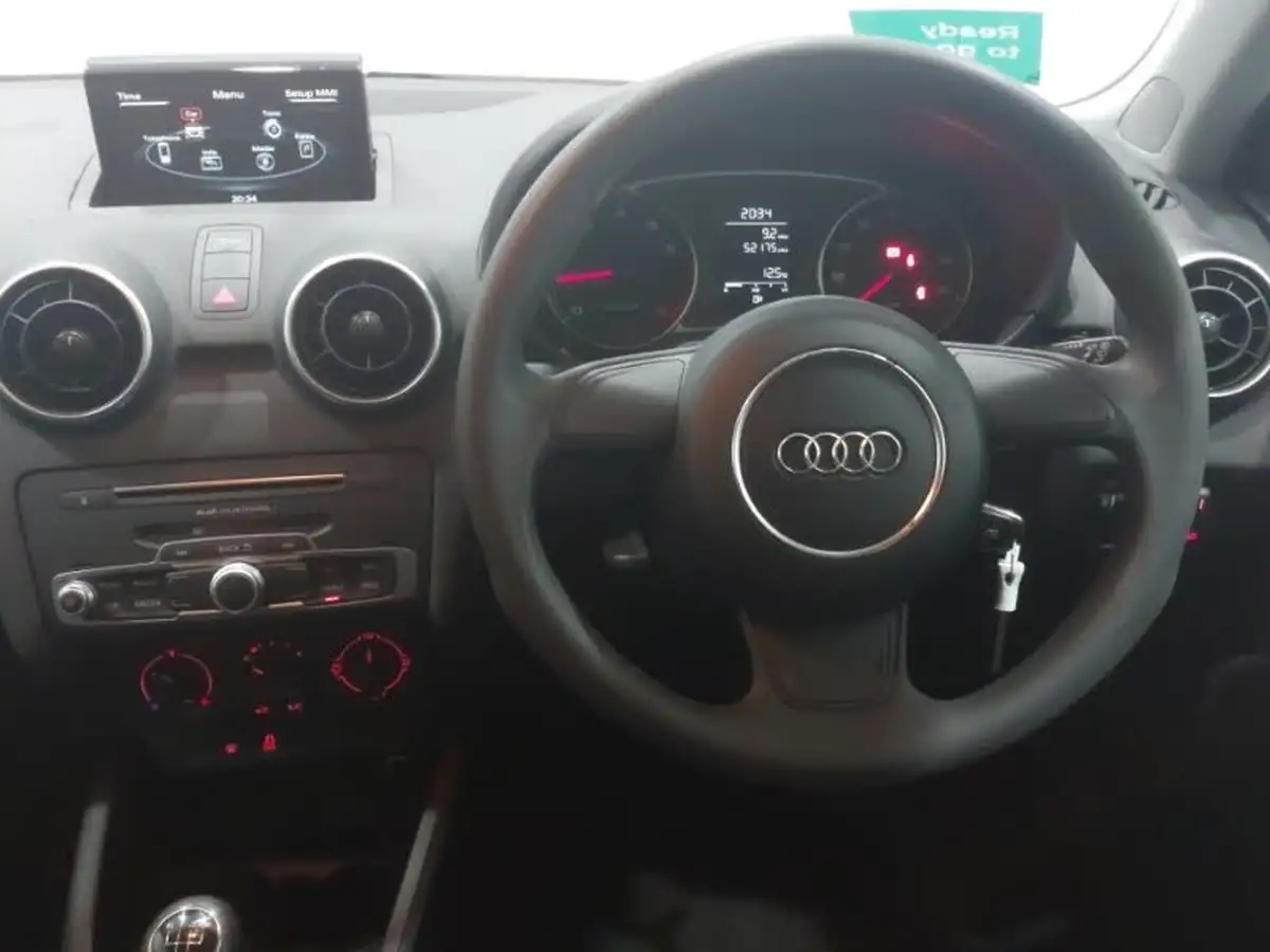 2016-audi-a1-10-tfsi-se-sportback-5d-big-9