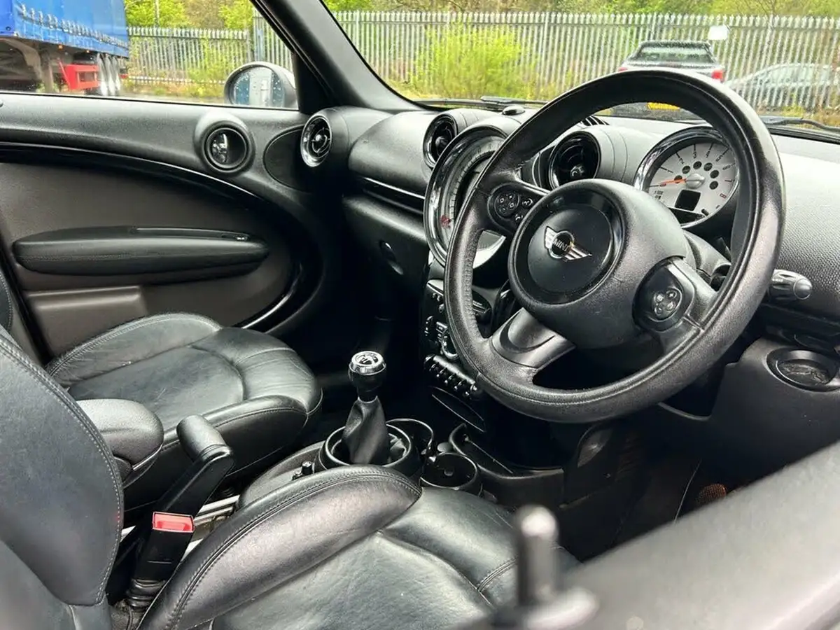 2013-mini-countryman-16-cooper-pepper-big-6